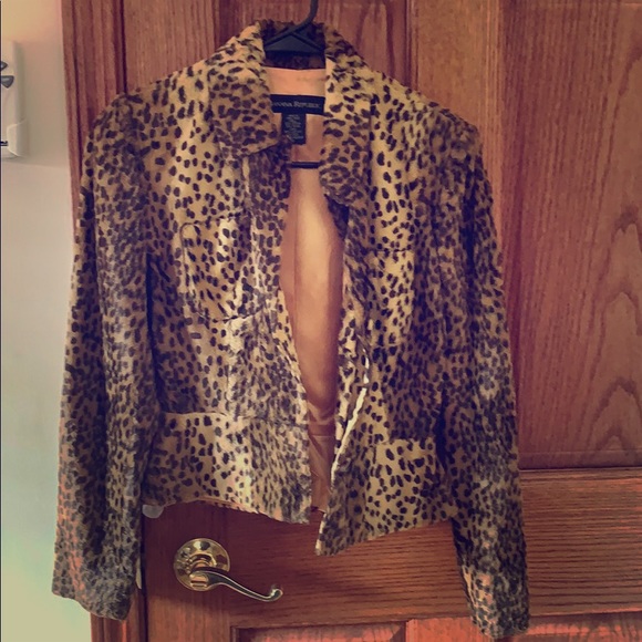 Banana Republic Tops - Banana republic leopard print blazer!